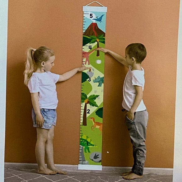 NWT 5 Foot Dinosaur Height Chart for Kids - Picture 2 of 4